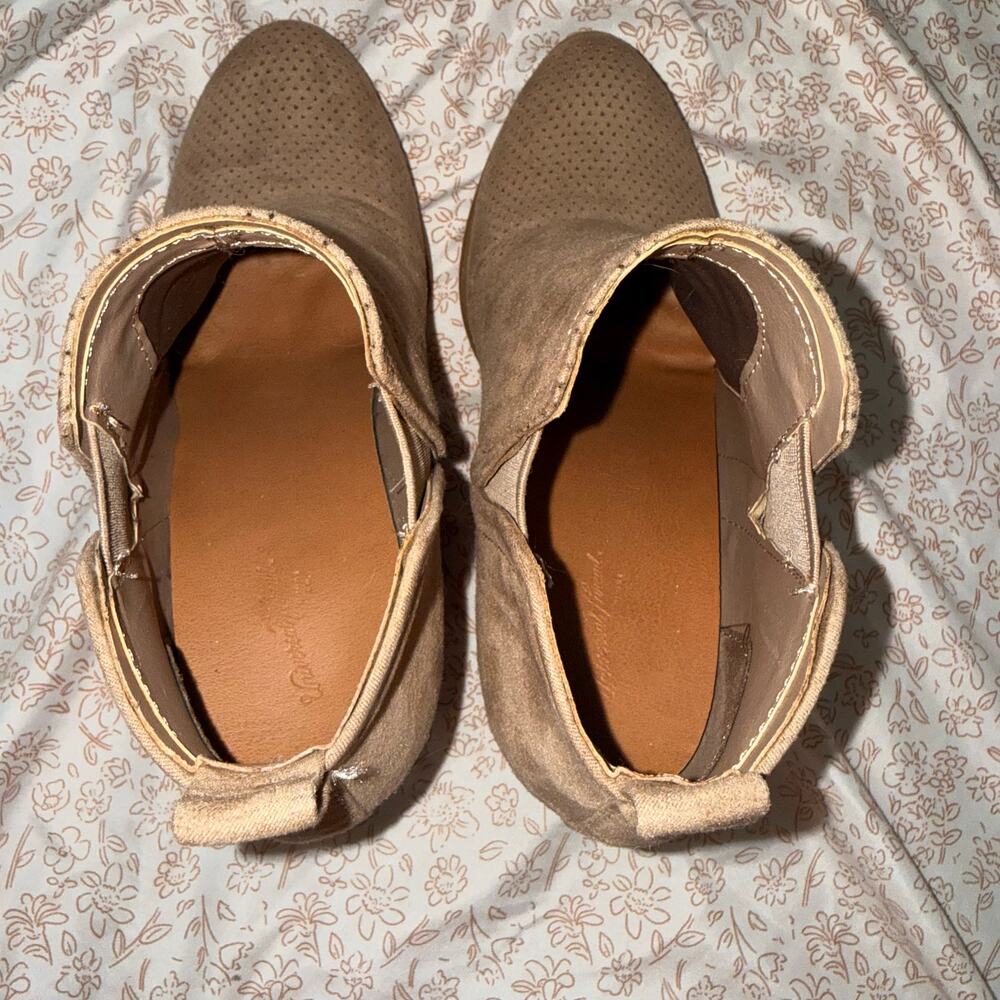 Universal Threads Booties - Picture 4 of 7